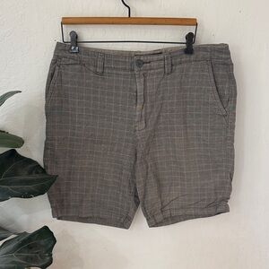 Vintage Quicksilver Plaid Gray Chino Shorts 9” Inseam Size 36